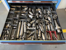 Schubladenschrank mit Inhalt - Image 15