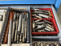 Drawer cabinet with tools - Image 18