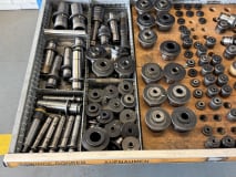 Schubladenschrank mit Werkzeugen - Image 37