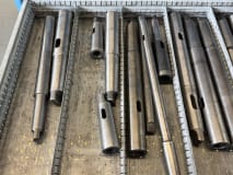 Schubladenschrank mit Werkzeugen - Image 50