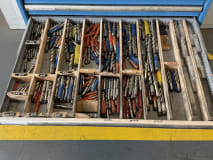 Schubladenschrank mit Inhalt - Image 27
