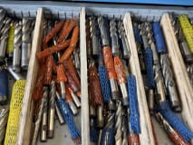 Schubladenschrank mit Inhalt - Image 31