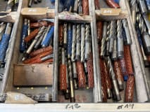 Schubladenschrank mit Inhalt - Image 33