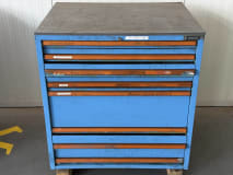 Schubladenschrank mit Werkzeugen - Image 1