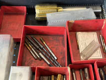 Drawer cabinet with tools - Image 7