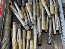 Schubladenschrank mit Werkzeugen - Image 9