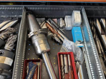 Drawer cabinet with contents - Image 10