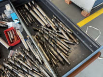 Schubladenschrank mit Inhalt - Image 13