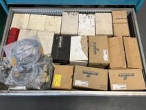 Schubladenschrank mit Inhalt - Image 40