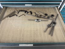 Schubladenschrank mit Inhalt - Image 2