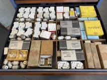 Schubladenschrank mit Inhalt - Image 10
