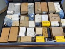 Drawer cabinet with contents - Image 18