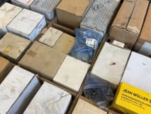 Schubladenschrank mit Inhalt - Image 23