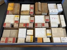 Schubladenschrank mit Inhalt - Image 41