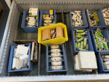 Schubladenschrank mit Inhalt - Image 13