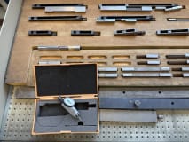 Drawer cabinet with contents - Image 9