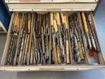 Schubladenschrank mit Inhalt - Image 35