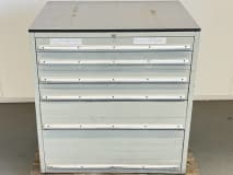 Schubladenschrank mit Inhalt - Image 1