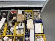 Schubladenschrank mit Inhalt - Image 23