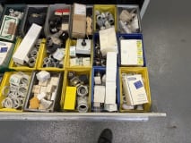Schubladenschrank mit Inhalt - Image 24