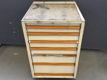 Drawer cabinet with contents - Image 1