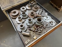 Schubladenschrank mit Inhalt - Image 2
