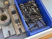Drawer cabinet with contents - Image 17