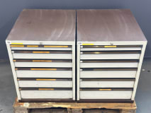 2 drawer cabinets with contents - Image 1