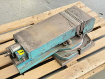 Vise - Image 1