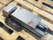 Vise - Image 1