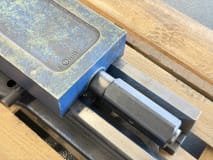 Vise - Image 2