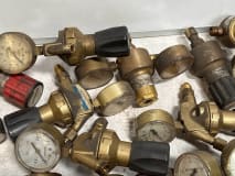 Lot of Gas Pressure Regulators - Image 4