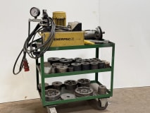 Hydraulik-Pumpe mit Zubehör - Image 1