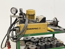 Hydraulik-Pumpe mit Zubehör - Image 2