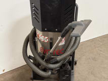 Industrial Vacuum Cleaner - Image 2