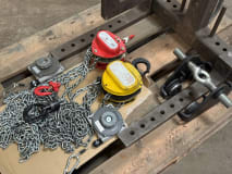 Lot of Chain Hoists + Crane Fork - Image 2