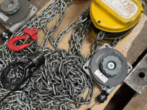 Lot of Chain Hoists + Crane Fork - Image 3