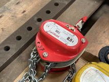 Lot of Chain Hoists + Crane Fork - Image 6
