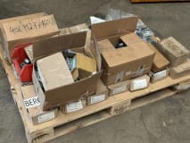 Posten  Schrauben + Montagematerial - Image 1