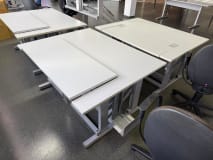 ORG-DELTA manuell höhenverstellbare Schreibtische mit 4 Stühlen - Image 14