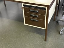 Desks with integrated drawer units - Image 2