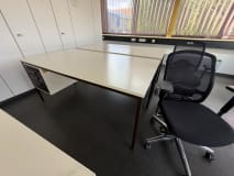 Schreibtische mit integriertem Schubladenschrank - Image 5