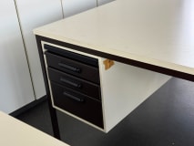 Schreibtische mit integriertem Schubladenschrank - Image 10