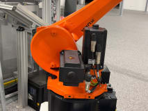 KUKA KR 22 R1610-2 /SEL Handling Roboter