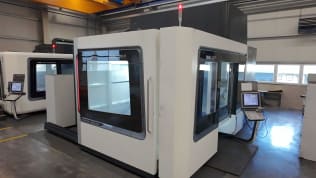 DMG 210 P - 5 Achs Universalfräsmaschine