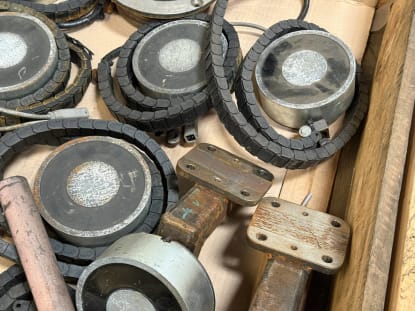Lot of Magnetic Brakes - Image 14