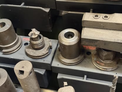 Schrank mit Werkzeugaufnahmen - Image 11