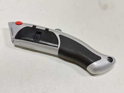 Lot of Utility Knives - Image 3