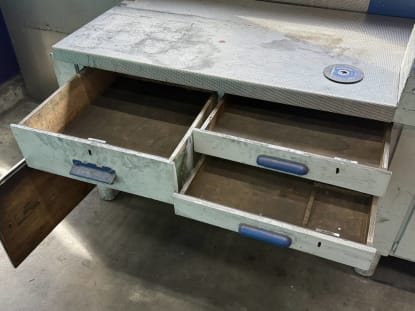 2 Werkbänke mit Schraubstöcken - Image 13
