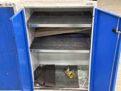 Garant 3 Mobile Workshop Cabinets - Image 3
